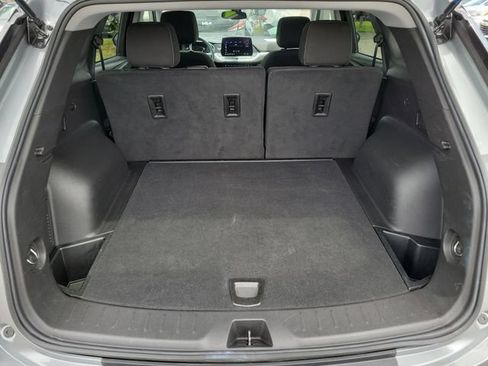 Certified 2025 Chevrolet Blazer LT FWD image 10