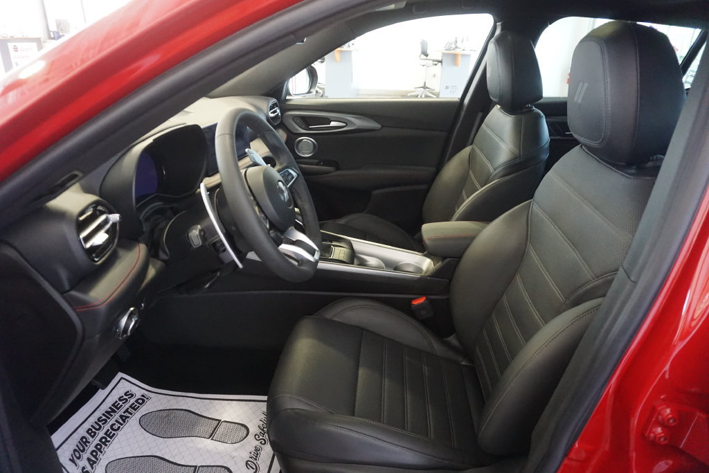 Used 2024 Dodge Hornet R/T Plus w/ R/T Blacktop Package AWD/4WD image 23