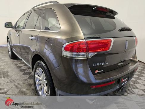 Used 2011 Lincoln MKX AWD w/ 101A Rapid Spec Order Code image 3