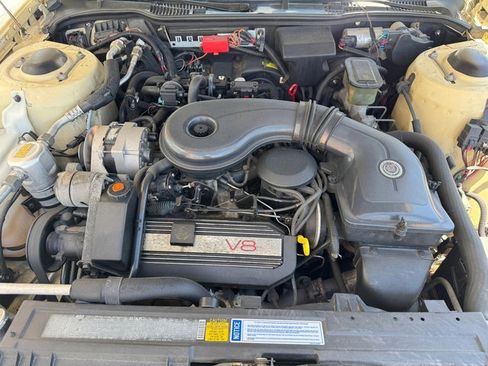 Used 1989 Cadillac De Ville Sedan image 21