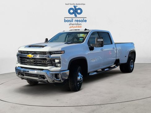 Used 2024 Chevrolet Silverado 3500 LT w/ All Star Edition image 3