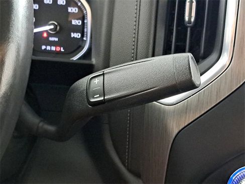 Used 2022 GMC Sierra 2500 Denali w/ Denali Black Diamond Edition image 32