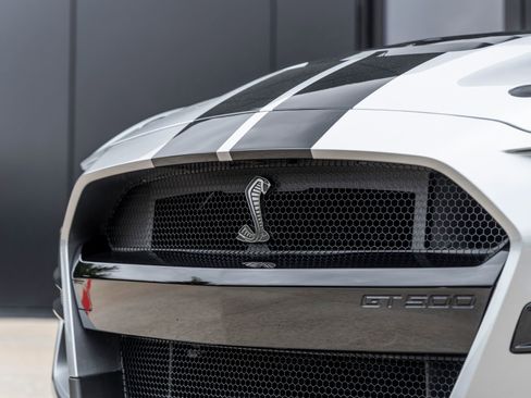 Used 2020 Ford Mustang Shelby GT500 w/ Carbon Fiber Track Pack RWD image 23