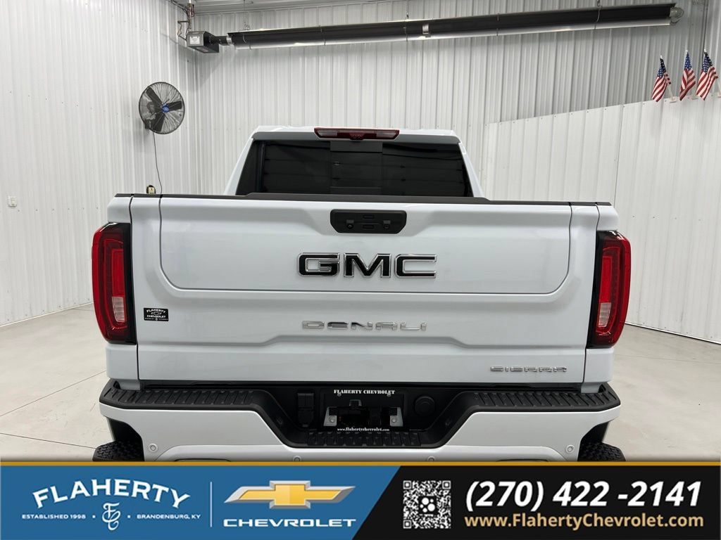 Used 2026 GMC Sierra 1500 Denali AWD/4WD image 4