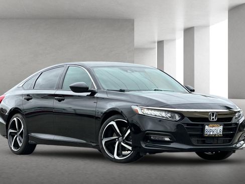 Used 2018 Honda Accord Sport image 1