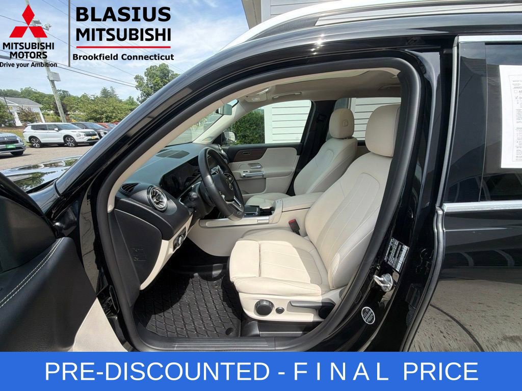 Used 2022 Mercedes-Benz GLB 250 4MATIC w/ Premium Package Lite image 24