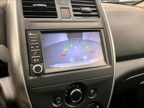 Used 2019 Nissan Versa SV image 21