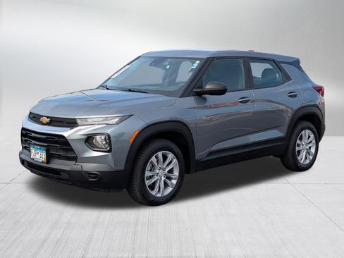 Used 2021 Chevrolet TrailBlazer LS AWD/4WD image 3