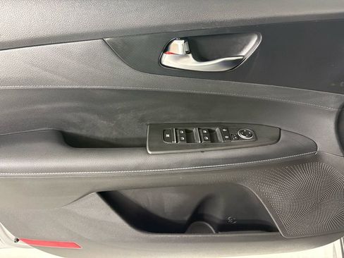 Used 2023 Kia Forte GT-Line image 19