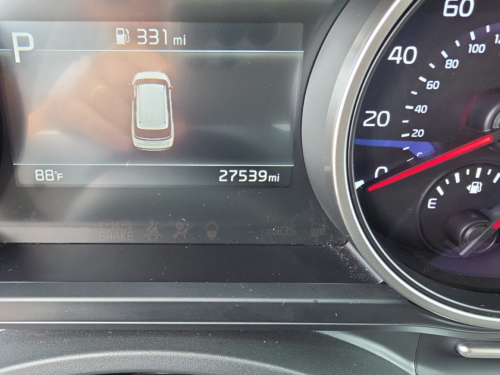 Used 2024 Kia Carnival LX FWD image 23