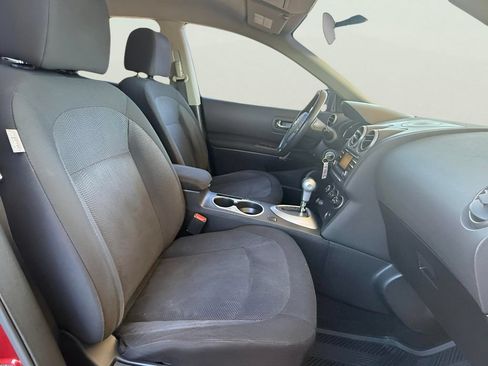 Used 2013 Nissan Rogue S w/ Special Edition Pkg FWD image 3