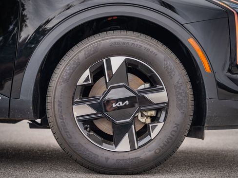 Used 2026 Kia Sportage LX w/ LX Convenience Package image 9