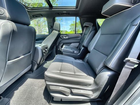 Used 2024 Chevrolet Tahoe Premier RWD image 26