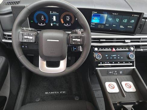 New 2026 Hyundai Santa Fe SE image 17