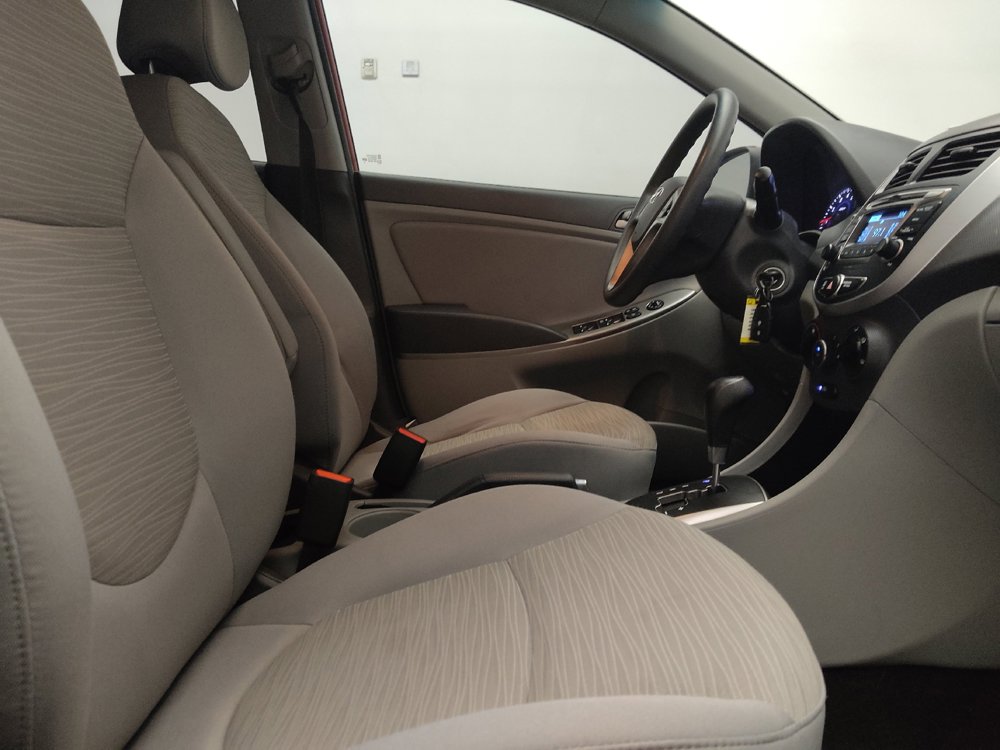 Used 2017 Hyundai Accent SE FWD image 21