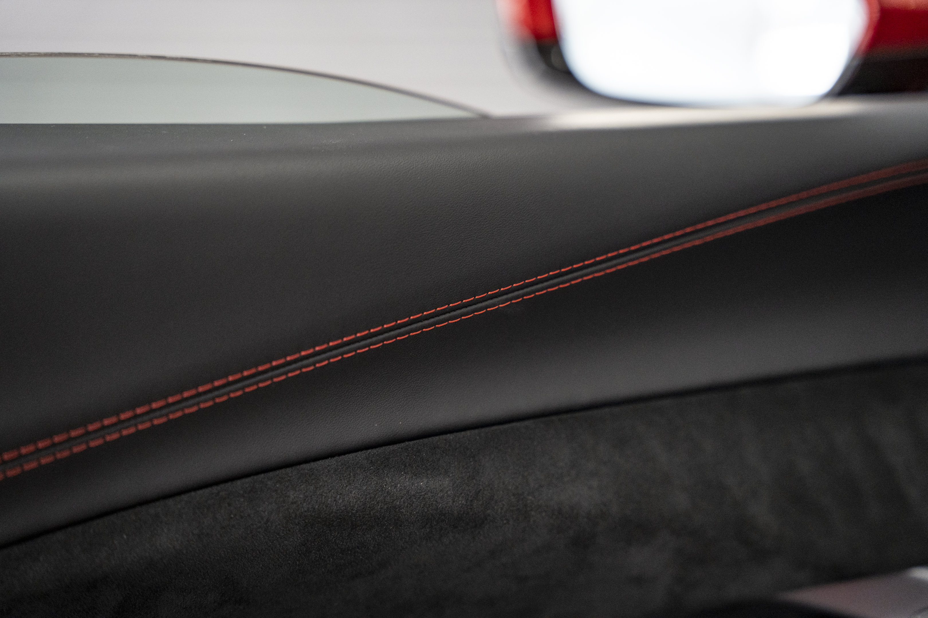Used 2025 Ferrari 296 GTS RWD image 21