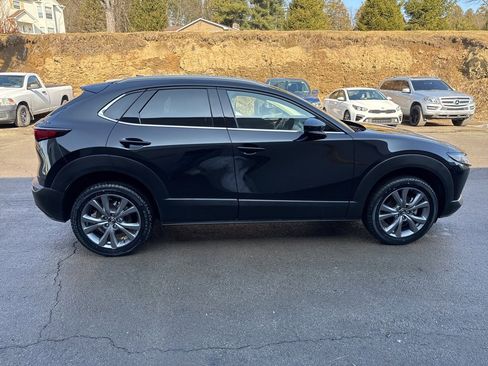 Used 2024 MAZDA CX-30 AWD 2.5 S w/ Premium Package image 2