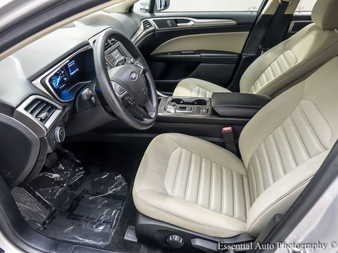 Used 2018 Ford Fusion S image 9