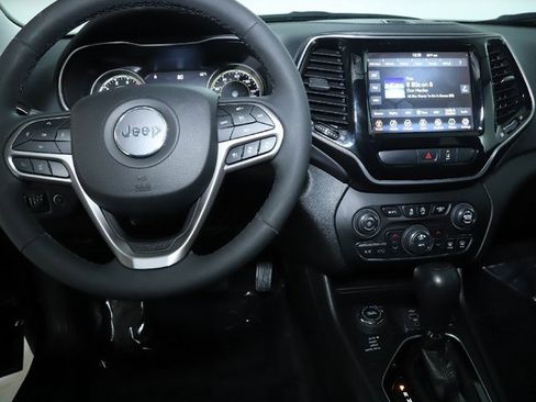 Used 2022 Jeep Cherokee Limited image 30