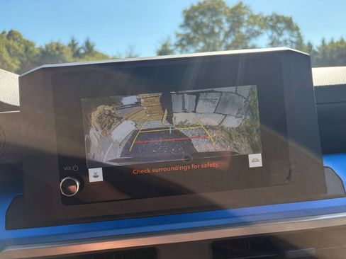 Used 2025 Toyota Tacoma TRD Off-Road image 17