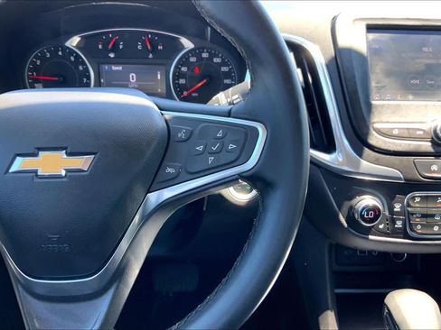 Used 2024 Chevrolet Equinox LT AWD/4WD image 24