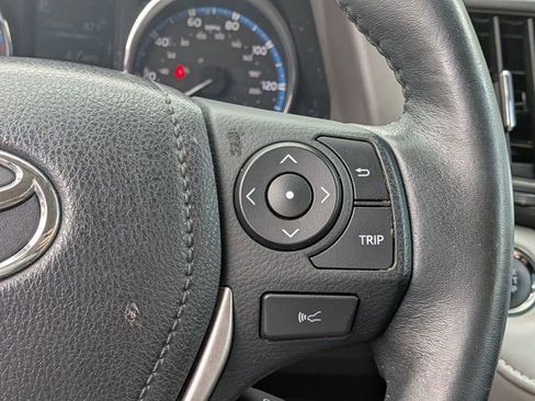 Used 2017 Toyota RAV4 Platinum FWD image 24