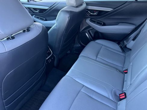Used 2023 Subaru Outback Limited image 4
