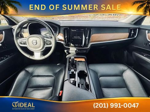 Used 2023 Volvo S90 B6 Plus AWD/4WD image 12