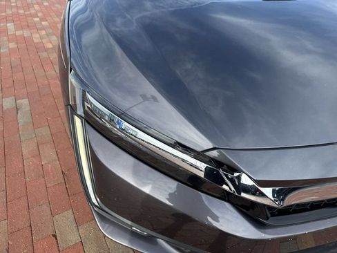 Used 2018 Honda Clarity Touring image 20