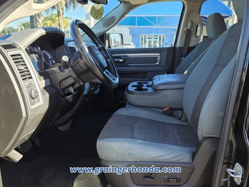 Used 2019 RAM 1500 Big Horn image 10