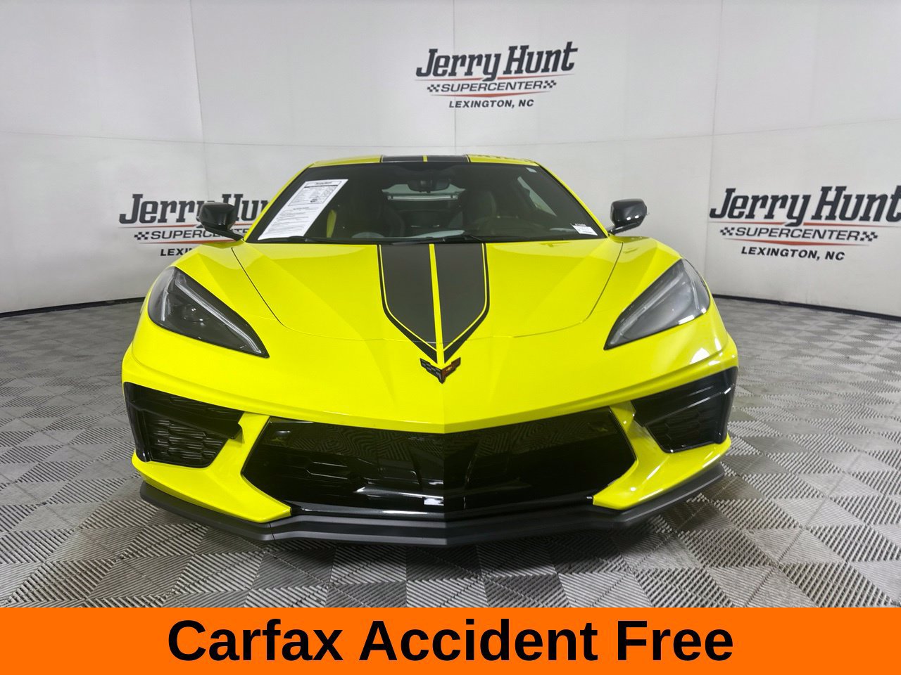 Used 2022 Chevrolet Corvette Stingray Premium Cpe RWD image 3