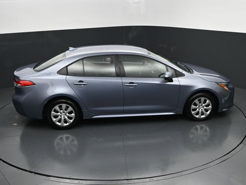 Used 2026 Toyota Corolla LE FWD image 32