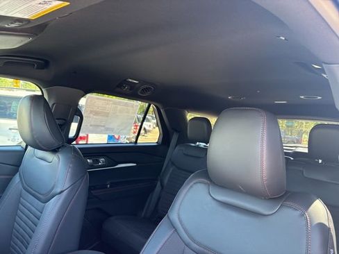 New 2026 Ford Explorer ST-Line image 35