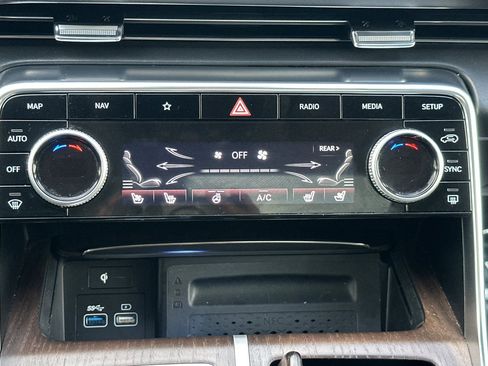 Used 2023 Genesis GV80 3.5T Advanced + w/ Cargo Package image 22