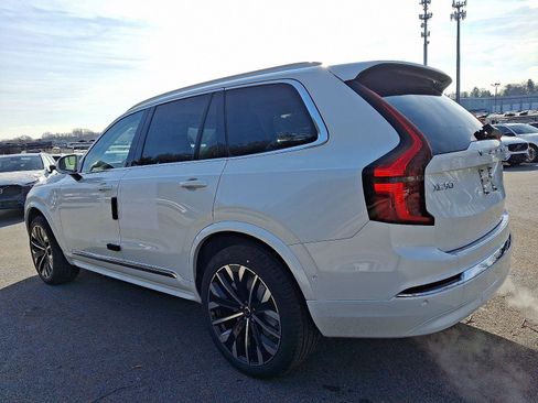 New 2026 Volvo XC90 T8 Ultra w/ Protection Package Premier image 3