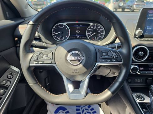 Used 2025 Nissan Sentra SR FWD image 20