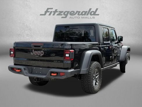 Used 2026 Jeep Gladiator Mojave AWD/4WD image 5