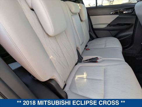 Used 2018 Mitsubishi Eclipse Cross SE image 22