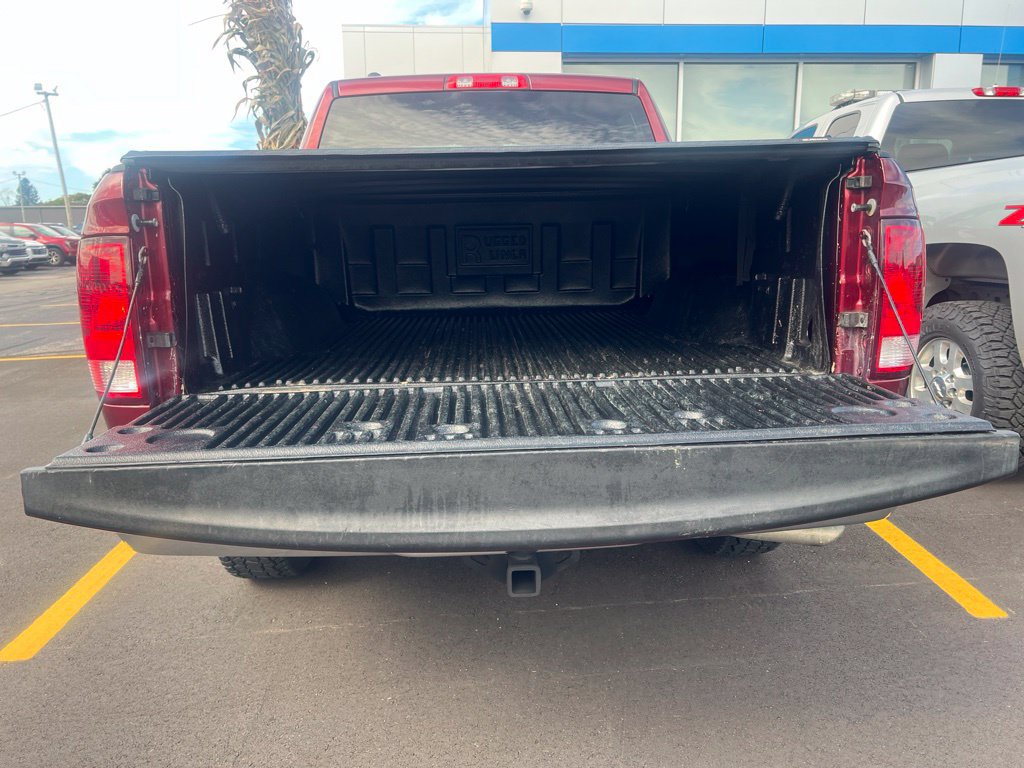Used 2021 RAM 1500 Classic SLT AWD/4WD image 10
