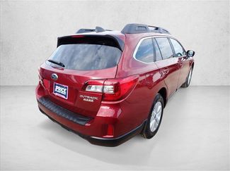 Used 2017 Subaru Outback 2.5i Premium AWD/4WD video 4
