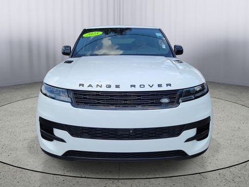 Used 2025 Land Rover Range Rover Sport SE AWD/4WD image 10