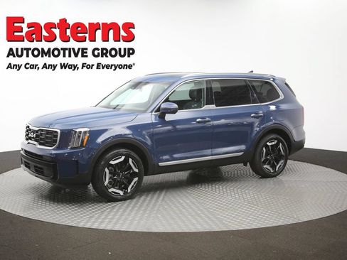 Used 2025 Kia Telluride S FWD image 59