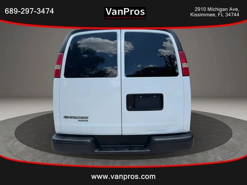 Used 2014 Chevrolet Express 2500 RWD image 4