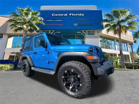Used 2024 Jeep Wrangler Sport S image 2