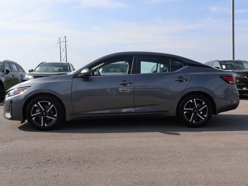 Used 2024 Nissan Sentra SV w/ Lighting Package FWD image 2