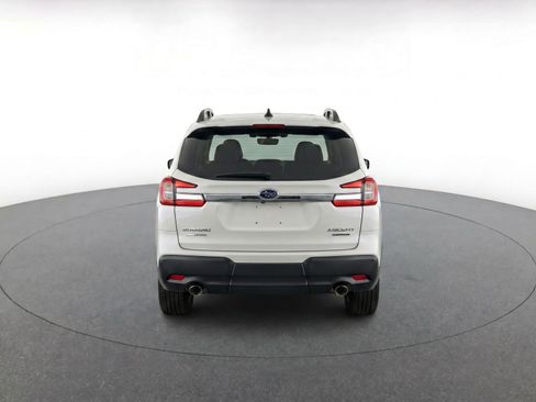 Used 2023 Subaru Ascent Limited AWD/4WD image 5