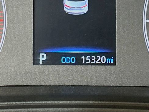 Used 2025 Toyota Corolla LE FWD image 10