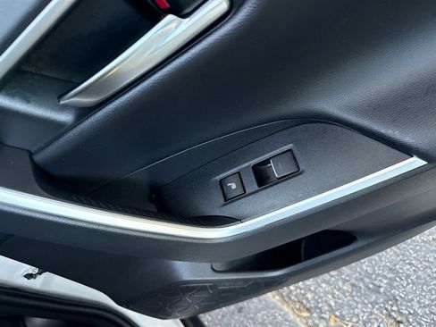 Used 2023 Toyota RAV4 Limited image 17