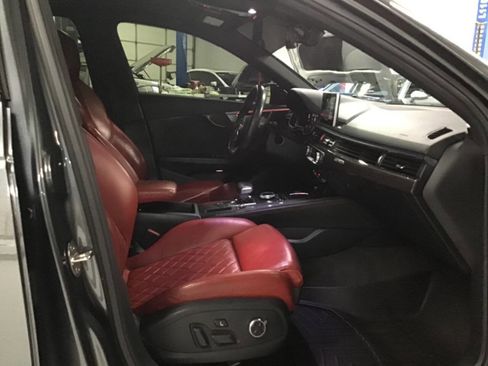 Used 2018 Audi S4 Prestige w/ Prestige Package image 23