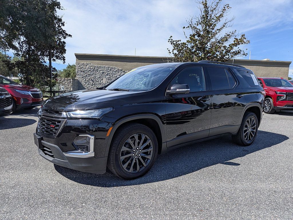 Used 2023 Chevrolet Traverse RS AWD/4WD image 7